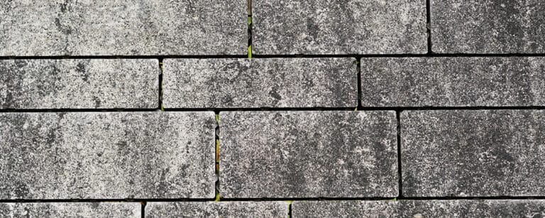 Bodenplatten aus Beton als Terrassenbelag